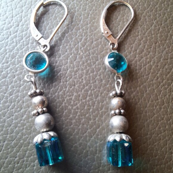 Sterling Silver Drop Earrings Blue Crystal Beads Leverback Closure Dangle Winter - Picture 4 of 5
